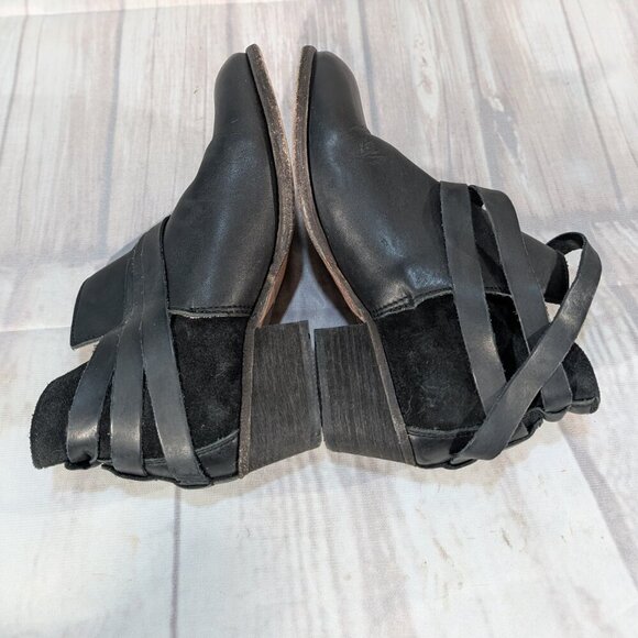 H by Hudson Horrigan Black Leather Double Buckle Ankle Booties Size 37 - Picture 8 of 15